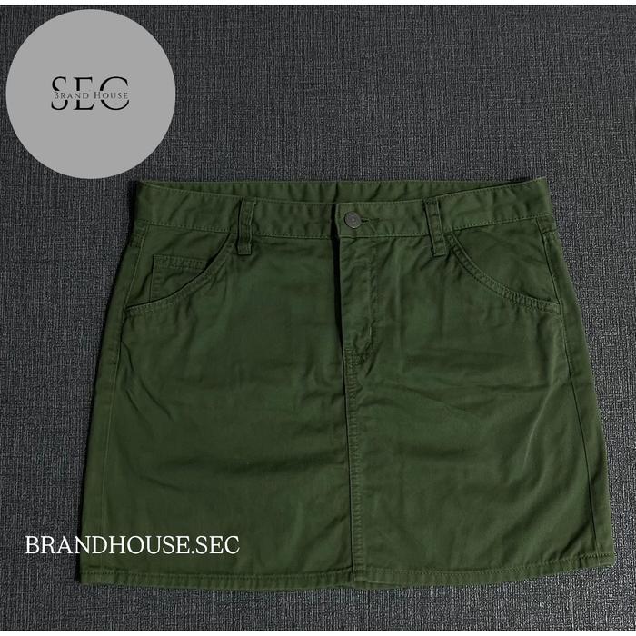 ROK UNIQLO SECOND UNIQLO SKIRT PRELOVED