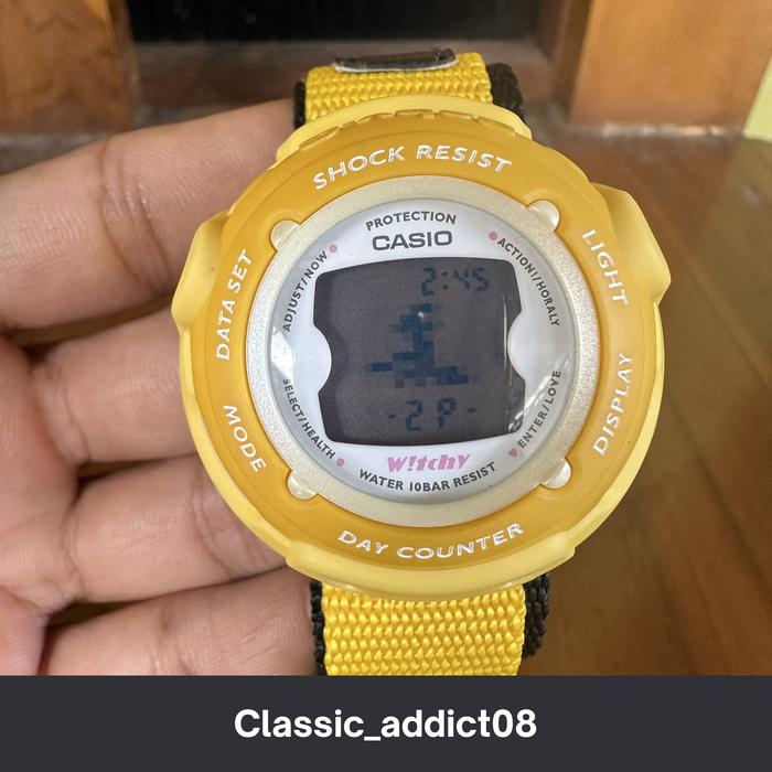Casio disney tamagochi versi pooh