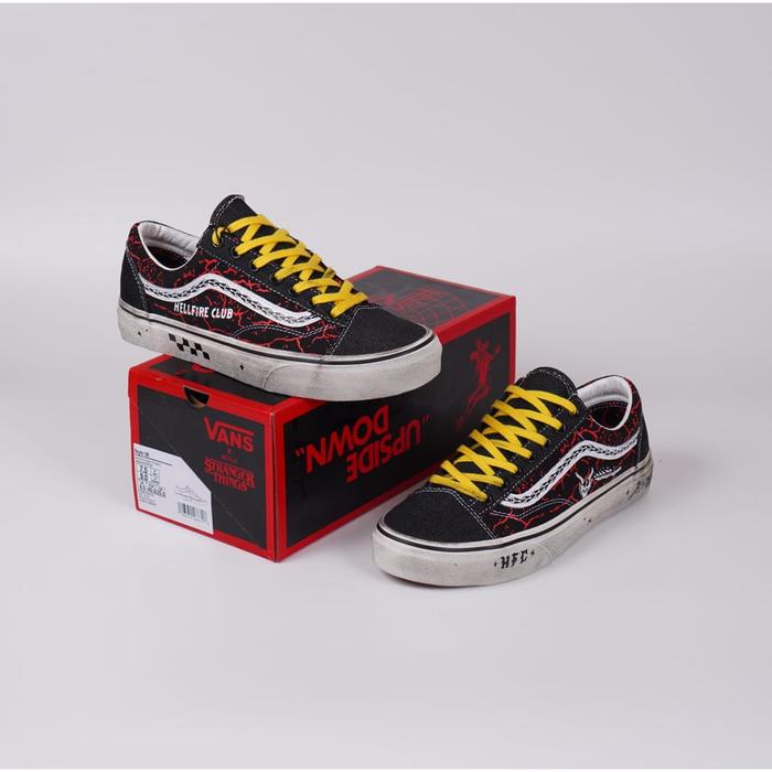 Sepatu Vans Style 36 X Stranger Things