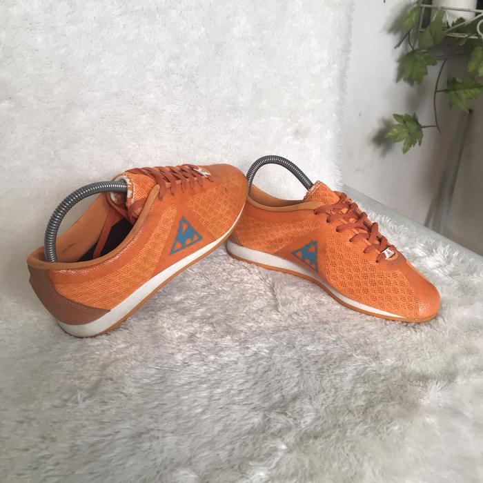 Sepatu sneaker lecoq ayam 38