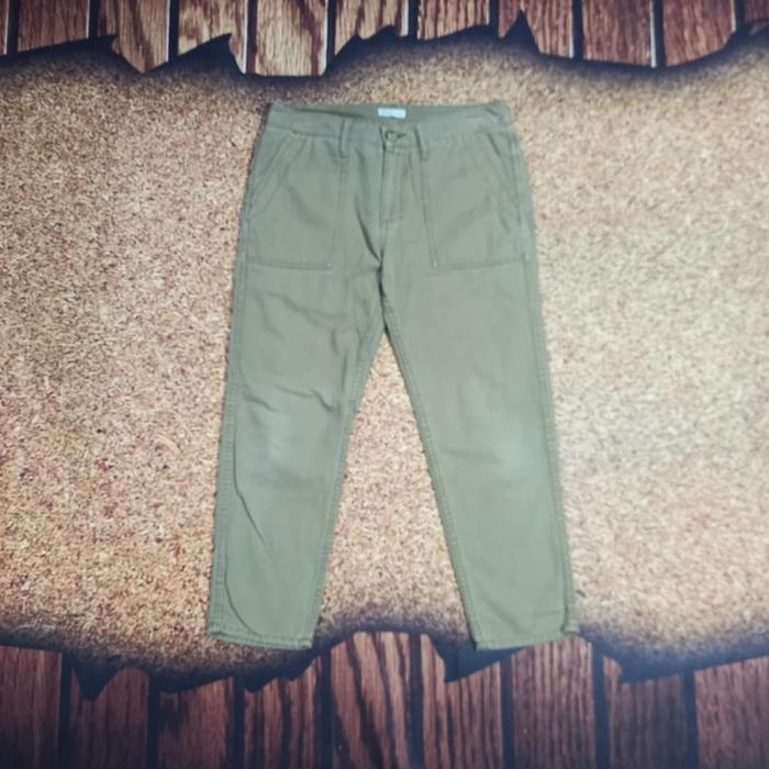 Celana Panjang Cream Jeans Wanita EARTH MUSIC ECOLOGY