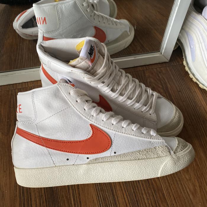 Nike blazer mid 77 white red casual original murah - sneakers second market