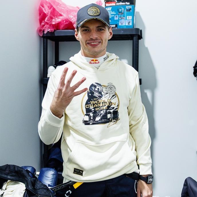 Red Bull Racing 2024 Limited Edition World Champion 2024 Hoodie - Off-White - Max MV Verstappen. Hoo