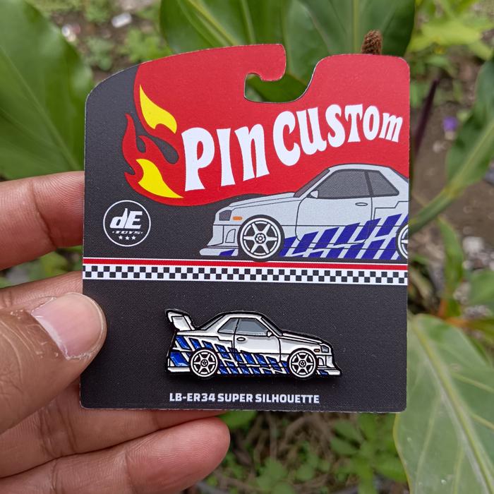 Pin/ bros model Diecast R34 Nissan Skyline Silhouette