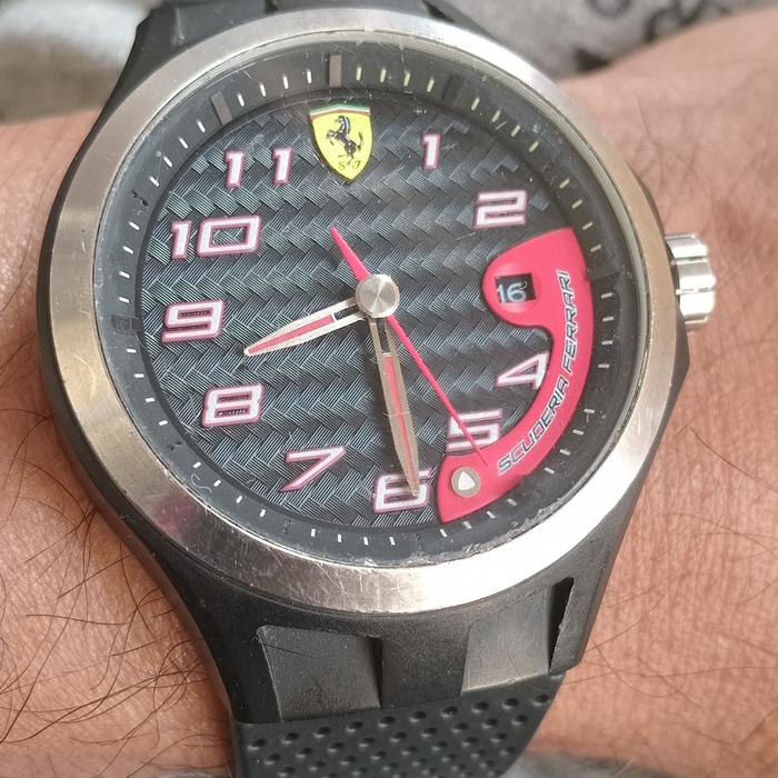 Scuderia Ferrari Men's SF102 Lap Time Watch (0830014) Ori Second