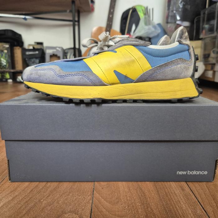Sepatu New Balance 327 Marine Blue Yellow Original size 43 (second)
