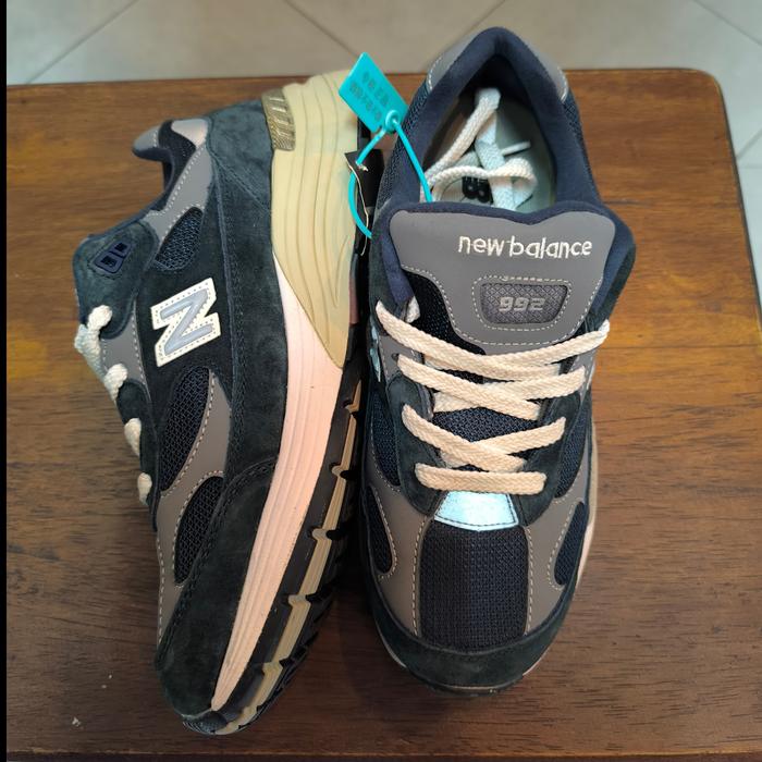 NB 992 Navy Grey Pria/Wanita