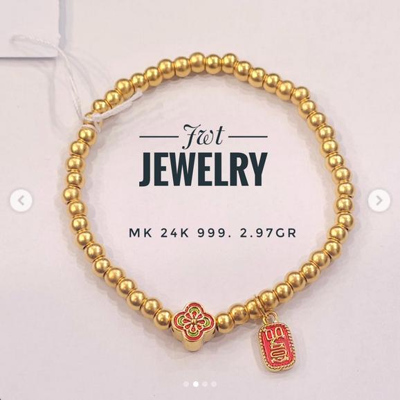 GELANG TANGAN RANTE ELASTIS BOLA BOLA BEADS BIJI LADA CHOW TAI FOOK  MAS 24K 24 KARAT DENGAN CHARM M