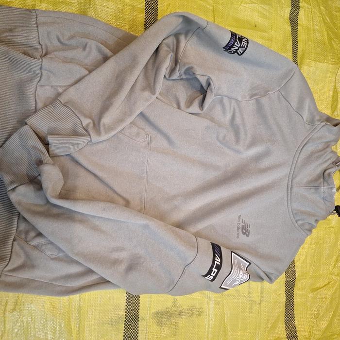 hoodie newbalance aerial ski second (SOLD)