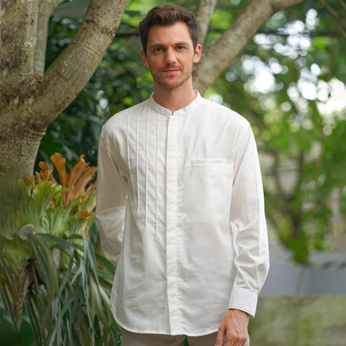 Shafira – Ghazi Menswear White | Baju Koko tangan panjang | Atasan Muslim Pria