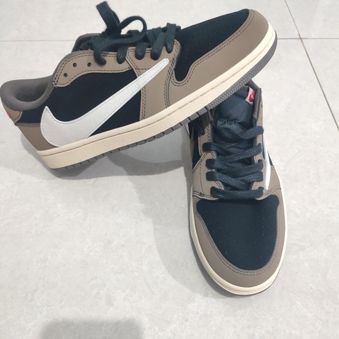 nike travis scott mocca 42/26.5