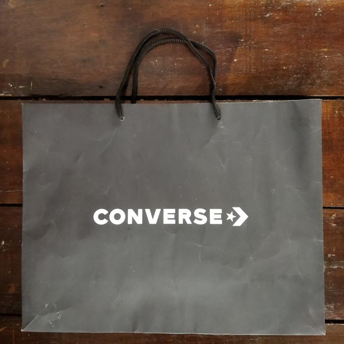 Kantong Tas Belanja Shopping Tote Paper Bag Original Converse