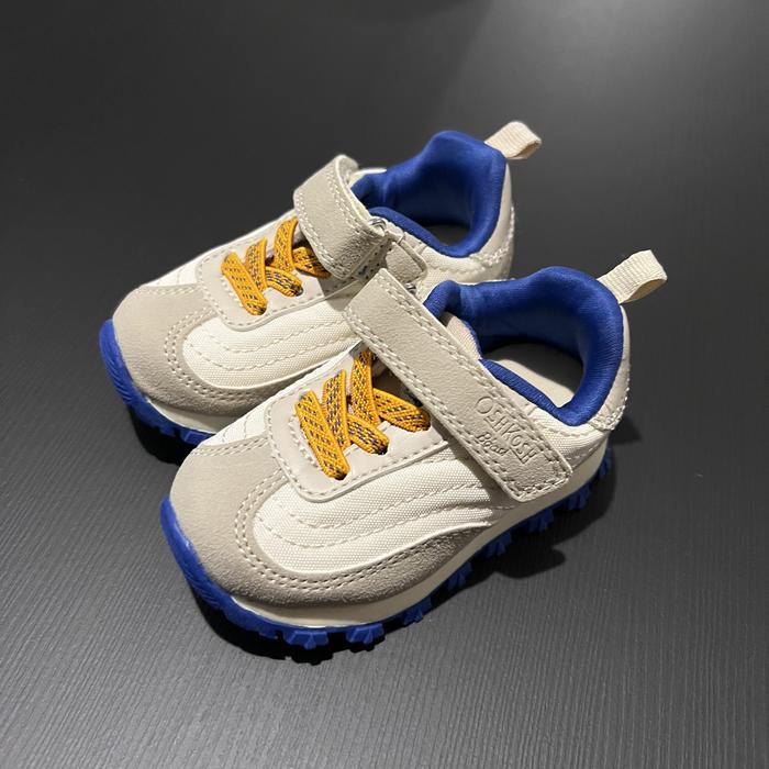 Sepatu Baby Oshkosh B'gosh Size 19 NEW