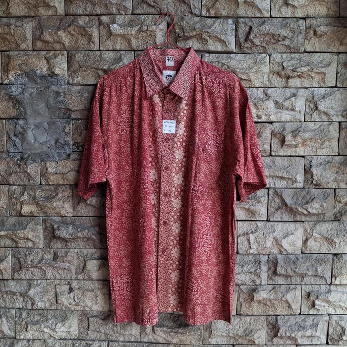 THRIFT SECOND HAND PRELOVED KEMEJA PRIA MERAH (KPM-002)