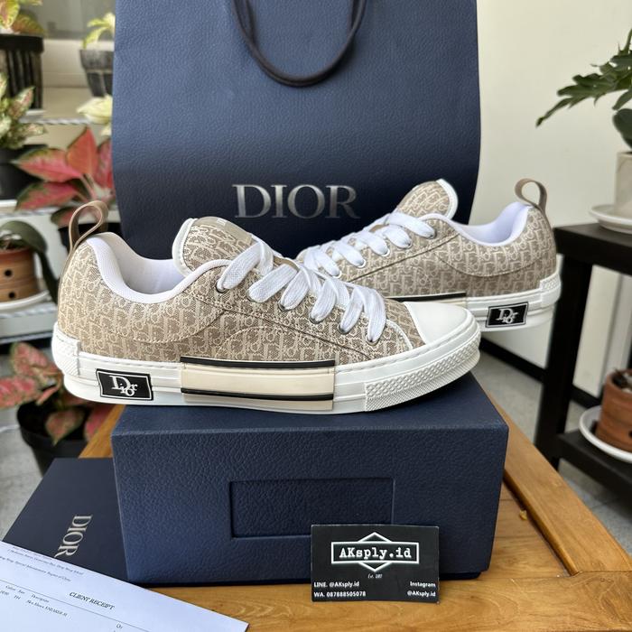 Christian Di0r B23 Low sneakers Brown