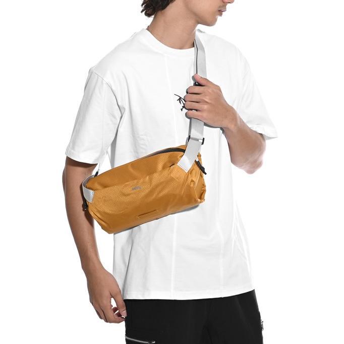 Bellroy Lite Lightweight Sling Bag