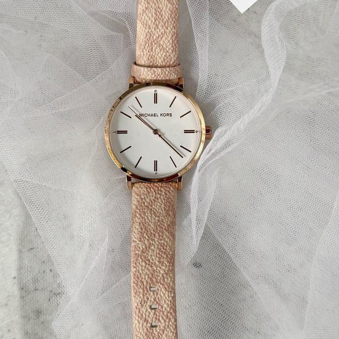 Mk2947 addyson womens watch. Warna pink/rosegold. Diameter 4 cm