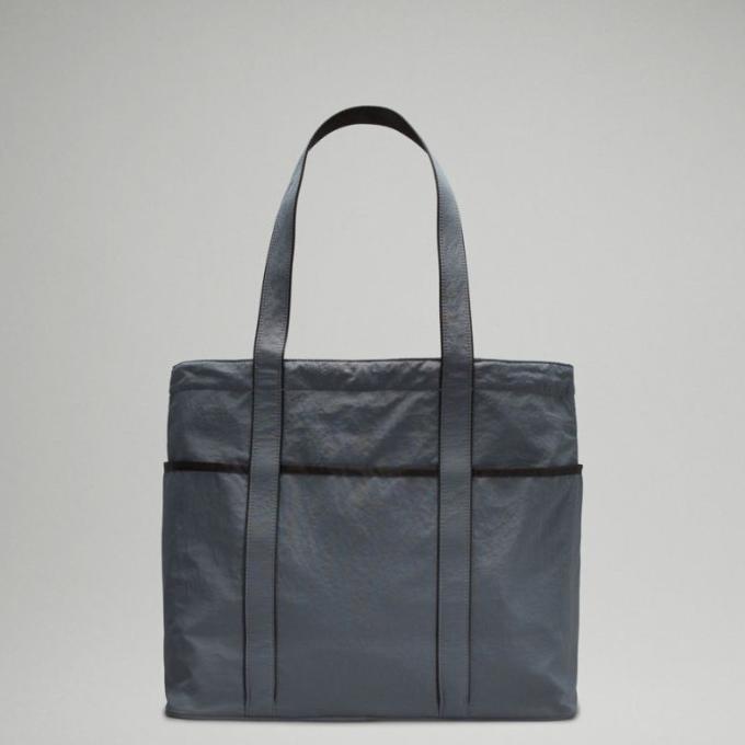 Lululemon Daily Multi-Pocket Tote Bag 20L