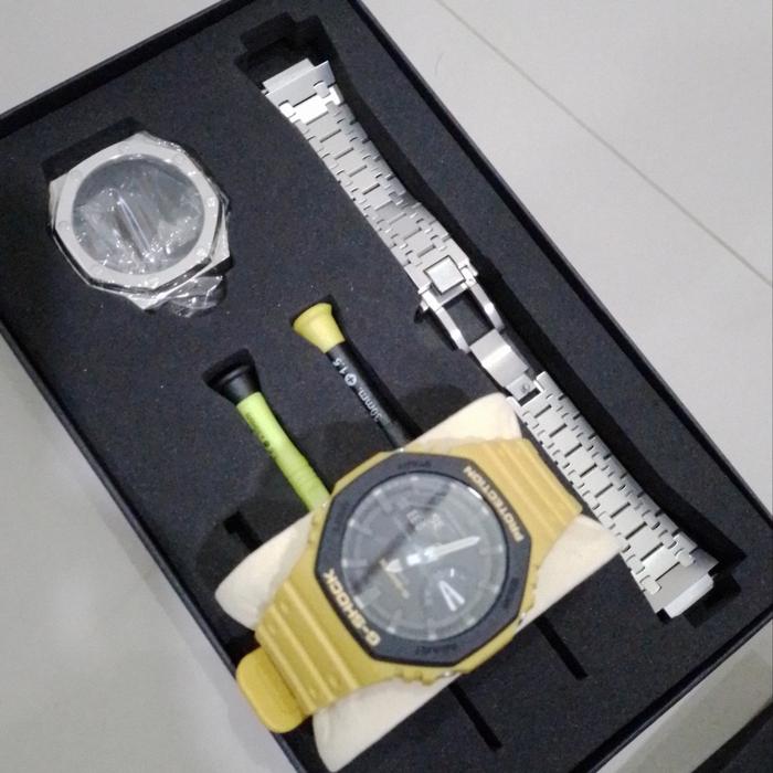 casio gshock ga-2110su-9a + moods oak
