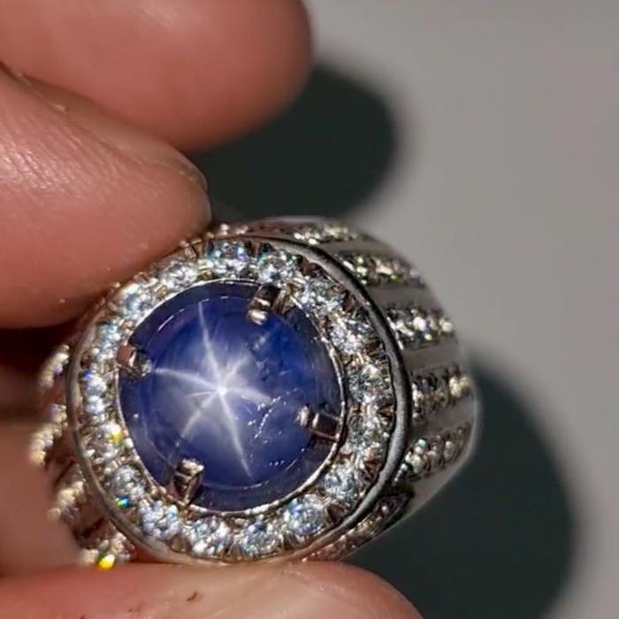 Natural Blue Sapphire Star Srilanka 4 CT Memo KGL Top Star Tajam
