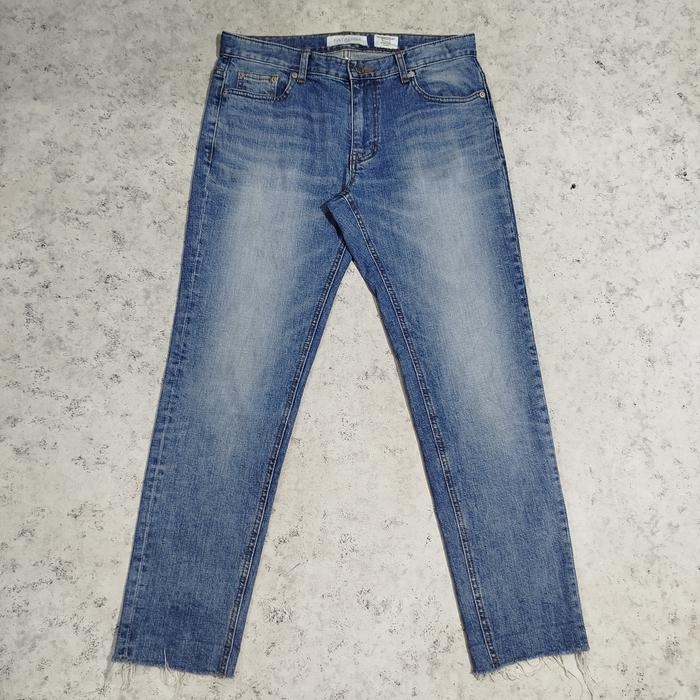 Celana panjang jeans denim FATALISM INTERNATIONAL CROP FIT
