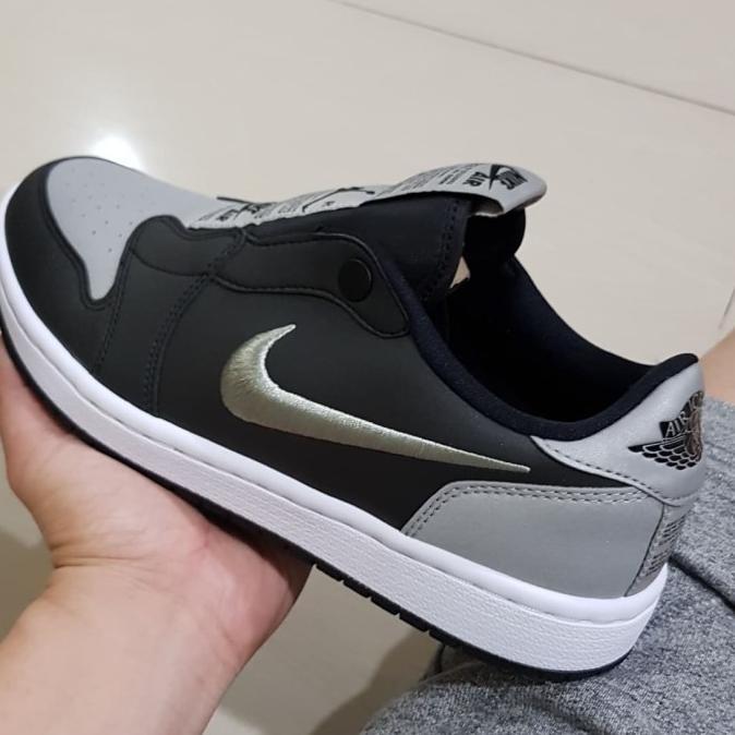 WMNS AIR JORDAN1 RETRO LOW SLIP ON • SHADOW
