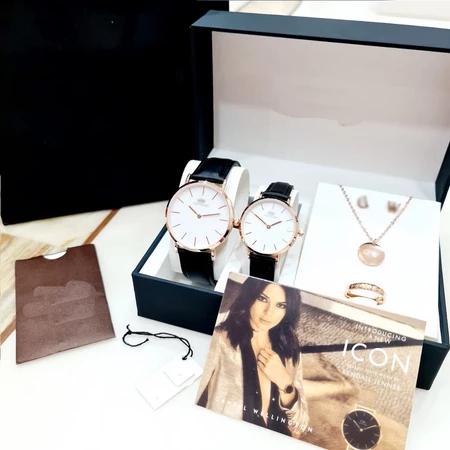 WTT Jam Tangan Couple DW + Set Box Tali Kulit Bulat Jamtangan Simple Mewah Pria Wanita  Anting Gelan