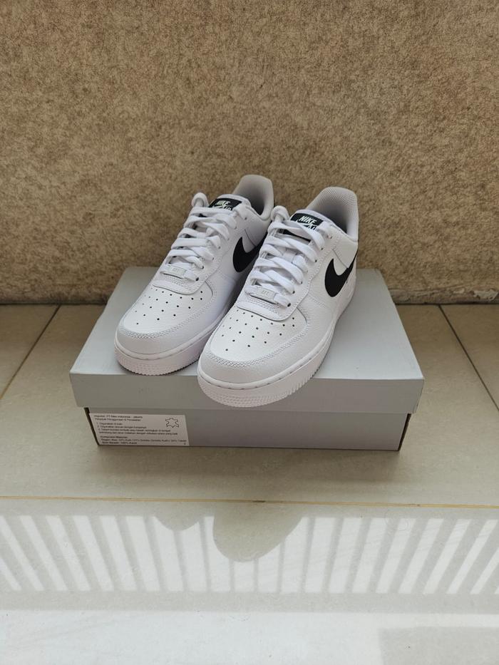 Nike Air Force 1 White/Black - Sepatu Nike Original Resmi - Nike Air Force 1 Low