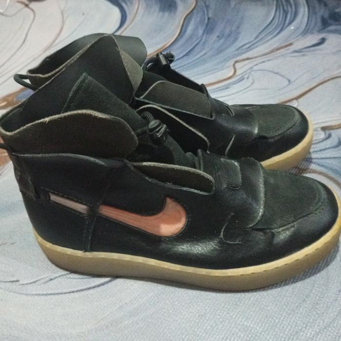 Sepatu Branded Nike Full Kulit Size 38 (Second)