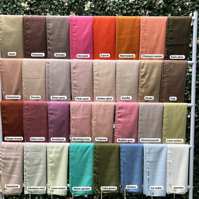Buttonscarves Everyday Scarf