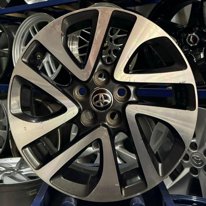 Velg Oem Toyota Sienta R16