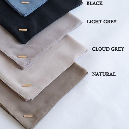 Hijab Deenay Segi Empat Polos Paris Ultimate New