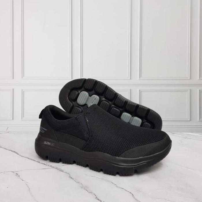 Skechers Ultra go impeccable / Sepatu Pria Skechers Ultra go / Skechers Go walk Impeccable