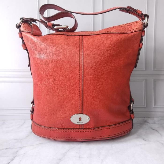 Tas Fossil Preloved Maddox Hobo Large Red
