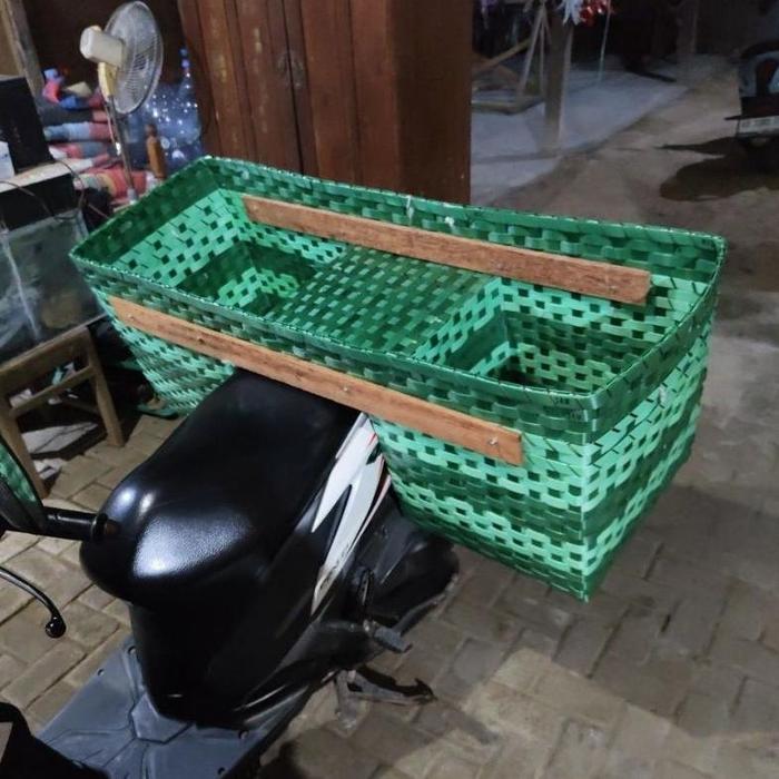 rombong sepeda motor matic dan bebek