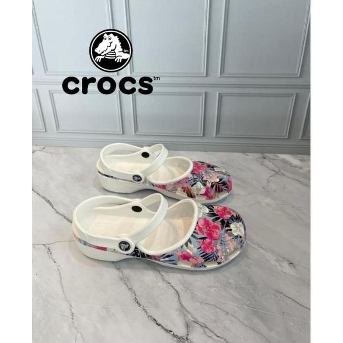 Sandal crocs Karin graphic clog woman / Crocs karin motif / Sandal crocs wanita