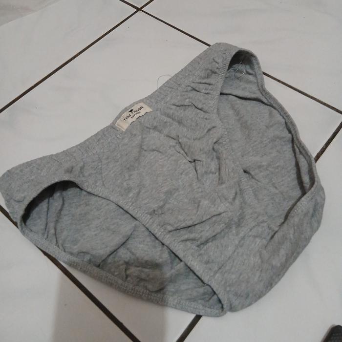 [Preloved] [Preorder] Celana Dalam Pria Brief Random Merk
