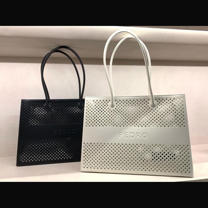 PEDRO Tas Wanita Tote Bag Original Pedro .5 - Hitam & Putih, Garansi Refund KW, Include Box & Dustba