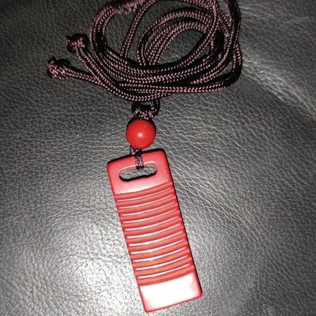 Kalung Cinabar Carving (pengilesan) natural stone