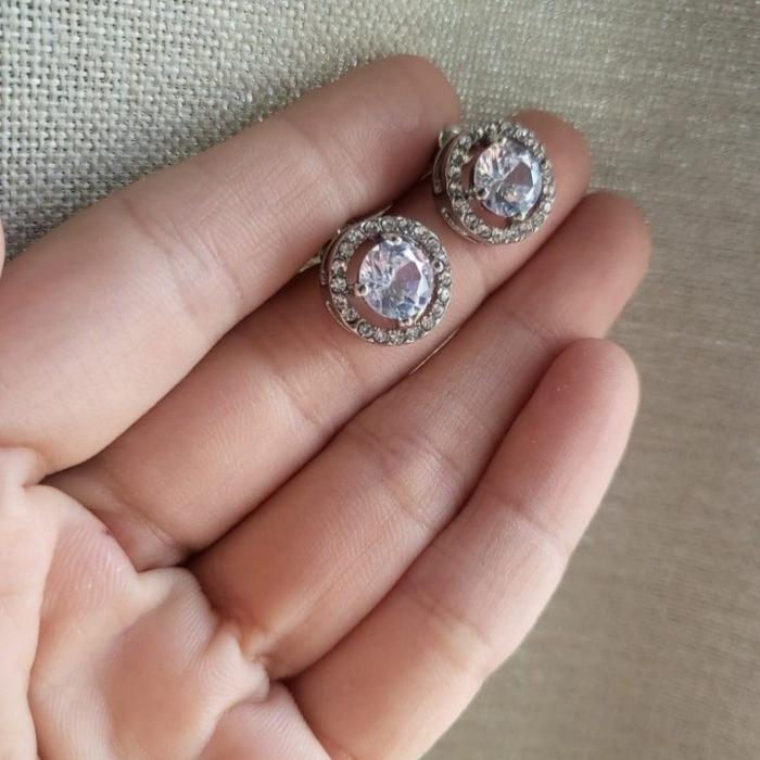 anting swarovski solitare