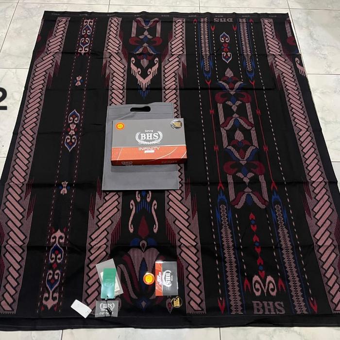 sarung tenun goyor bhs Infinity pka silver hitam