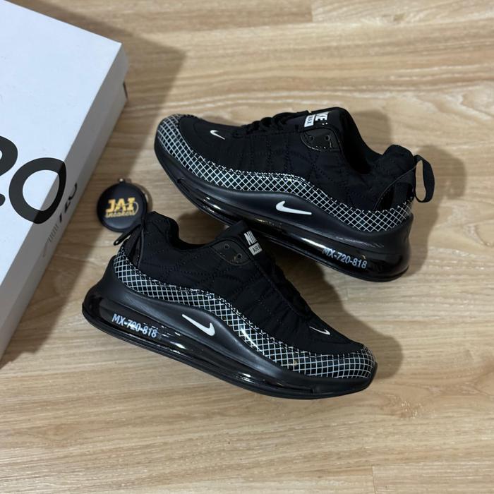 SEPATU SNEAKERS AIR MAX 720 BLACK PRIA