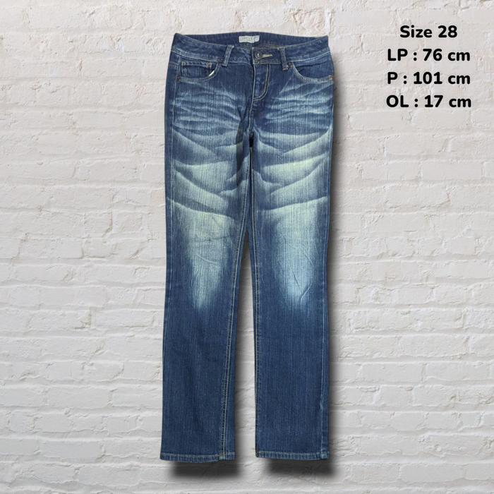 Size 28 Celana Panjang Longpants Jeans Theoria Blue Washed Fading Straight fit Original Second Prelo