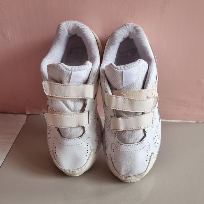 Sepatu New Balance NB size Sepatu New Balance NB size 36 insole 220
