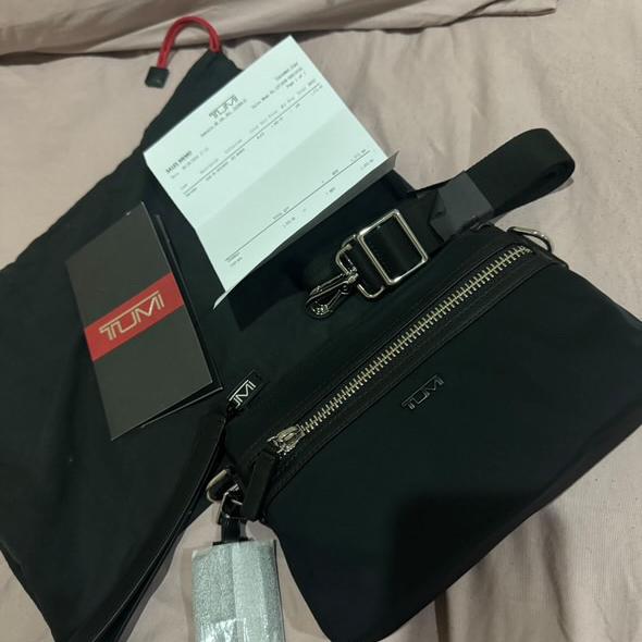 Pouch Tas Tumi Shaw Ew Crossbody Monroe New Pria