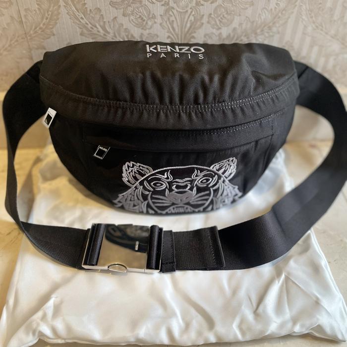 Kenzo Tas Pinggang Original Authentic Kenzo Murah Cowok dengan Desain Tiger Hitam Elegan