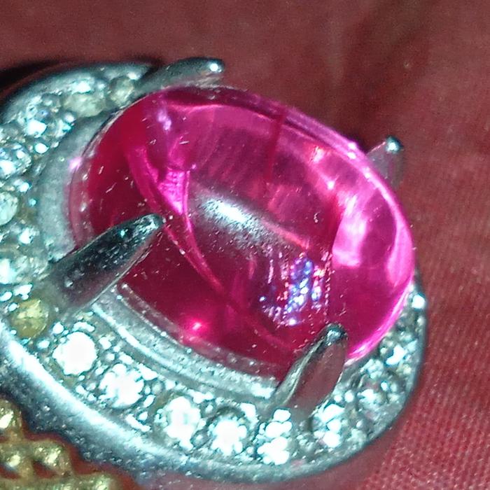 batu ruby pigeon blood lawasan jumbo mewah