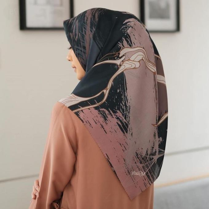 Terbaru Zm Zaskia Mecca - Kayu Aro Black Scarf Kerudung Segi Empat
