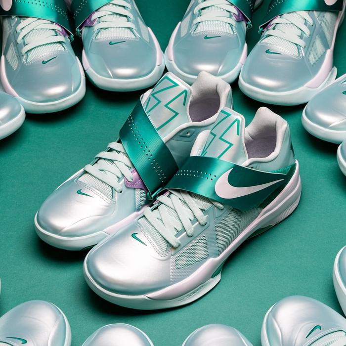 NIKE ZOOM KD 4 EASTER 2025 IB3550-300