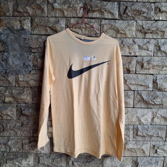 THRIFT SECOND HAND PRELOVED KAOS KEMEJA PRIA ATASAN SERBA 25K